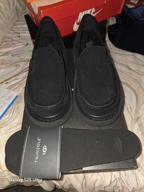 UGG Men’s Black Suede Slip-On Loafers - TwinSole Comfort. New In Box Size 9